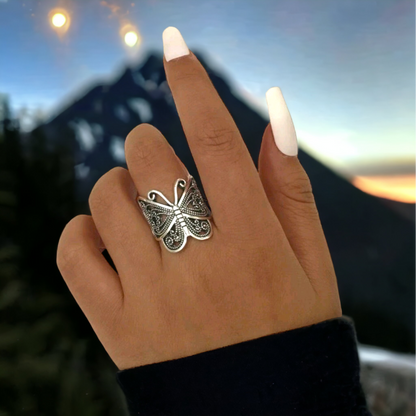 Butterfly ring