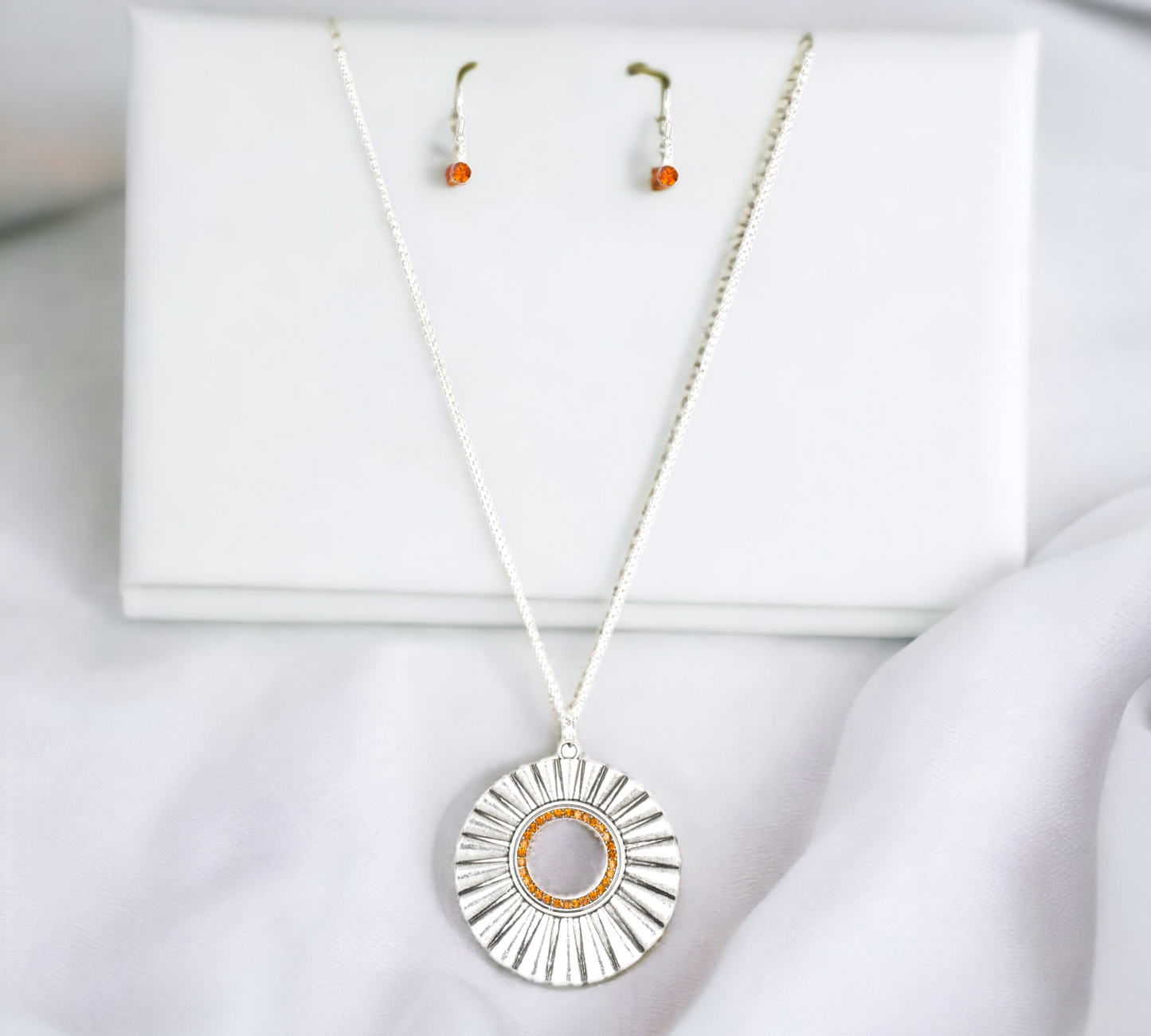 Chicly Centered - Brown necklace