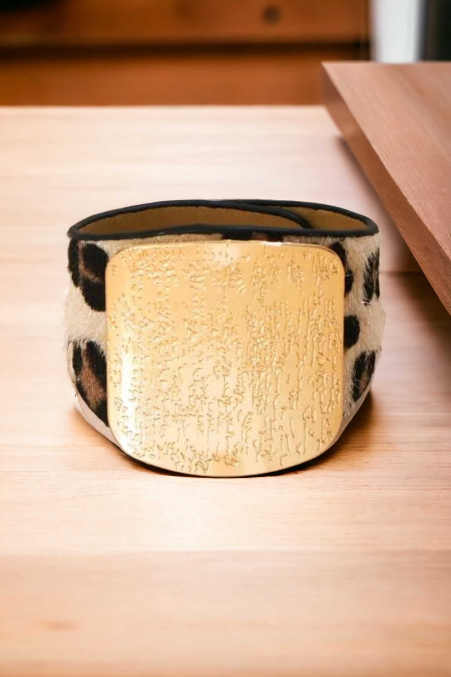 The golden leopard bracelet