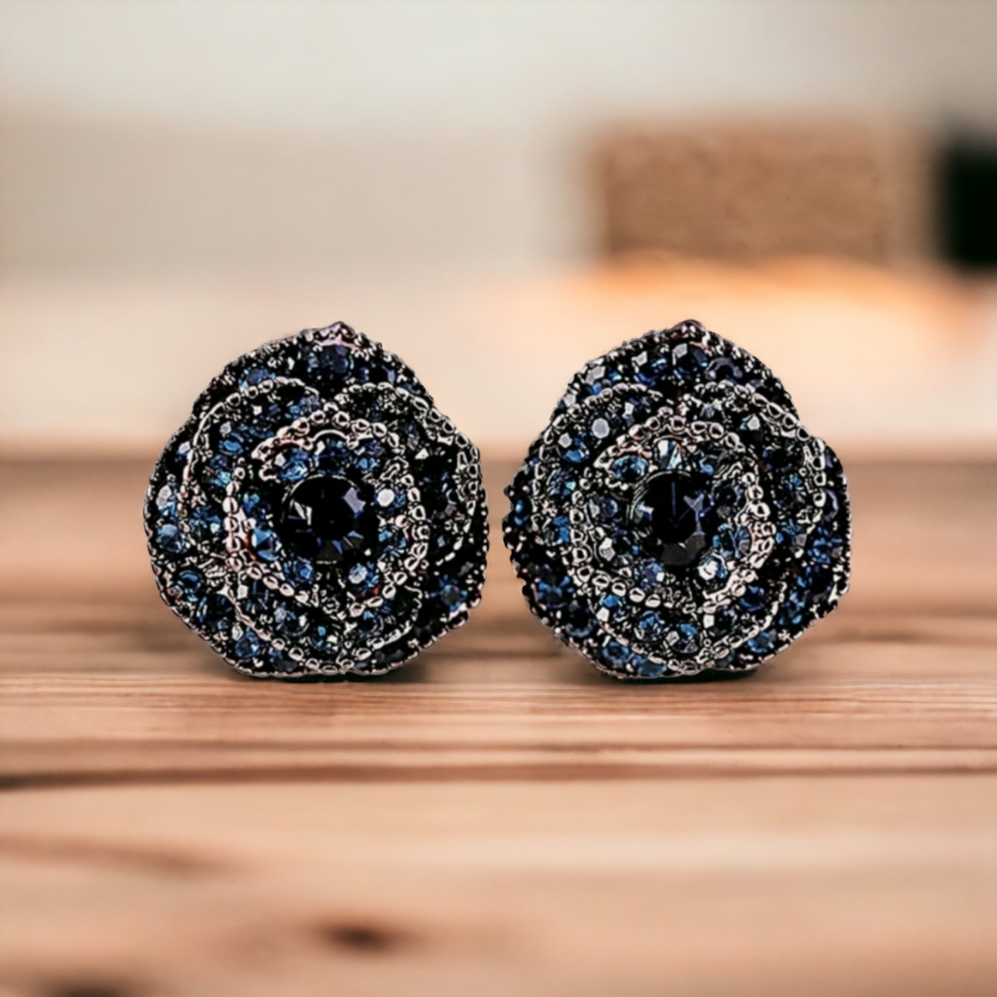 The royal rose earrings