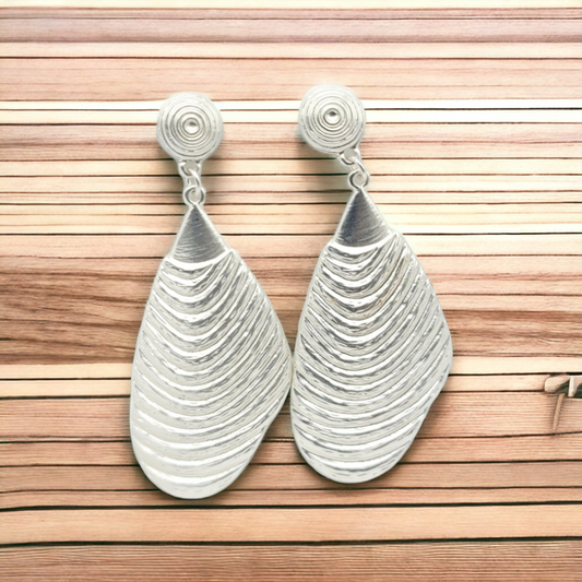 Silver wave earrings