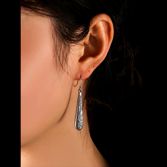 Textured waterdrop earrings