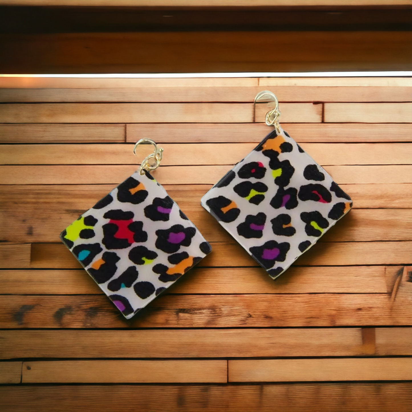 The painted leopard earrings