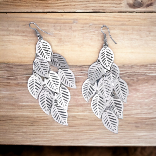 Silver leaves earrings