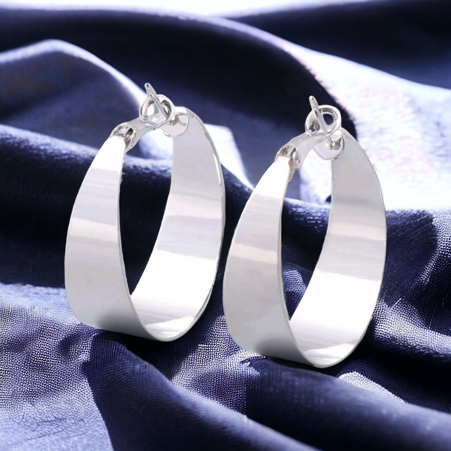 Minimize hoop earrings