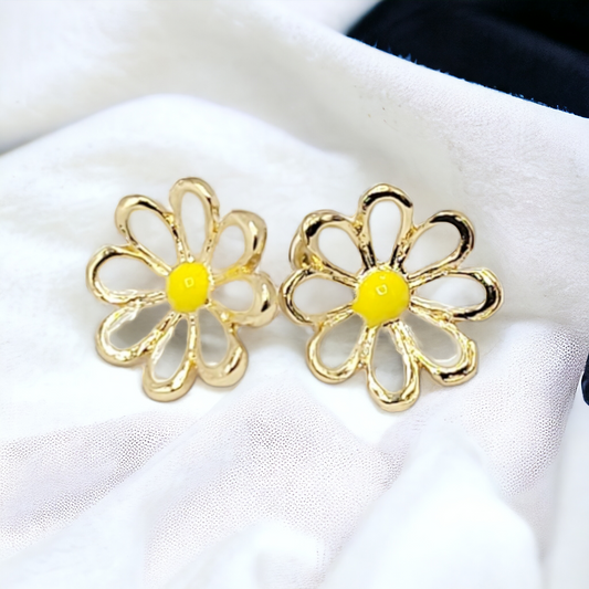 Sunshine and a daisy earrings
