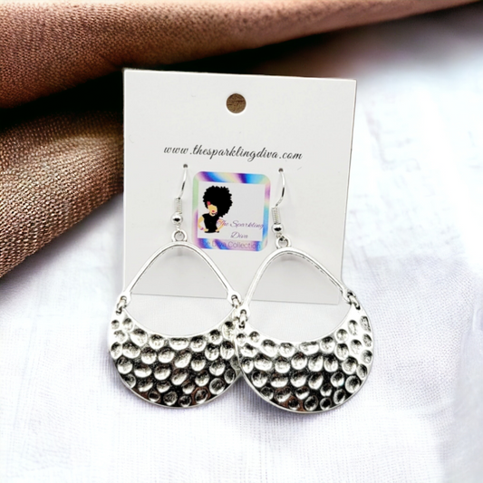 Hammered amor earrings