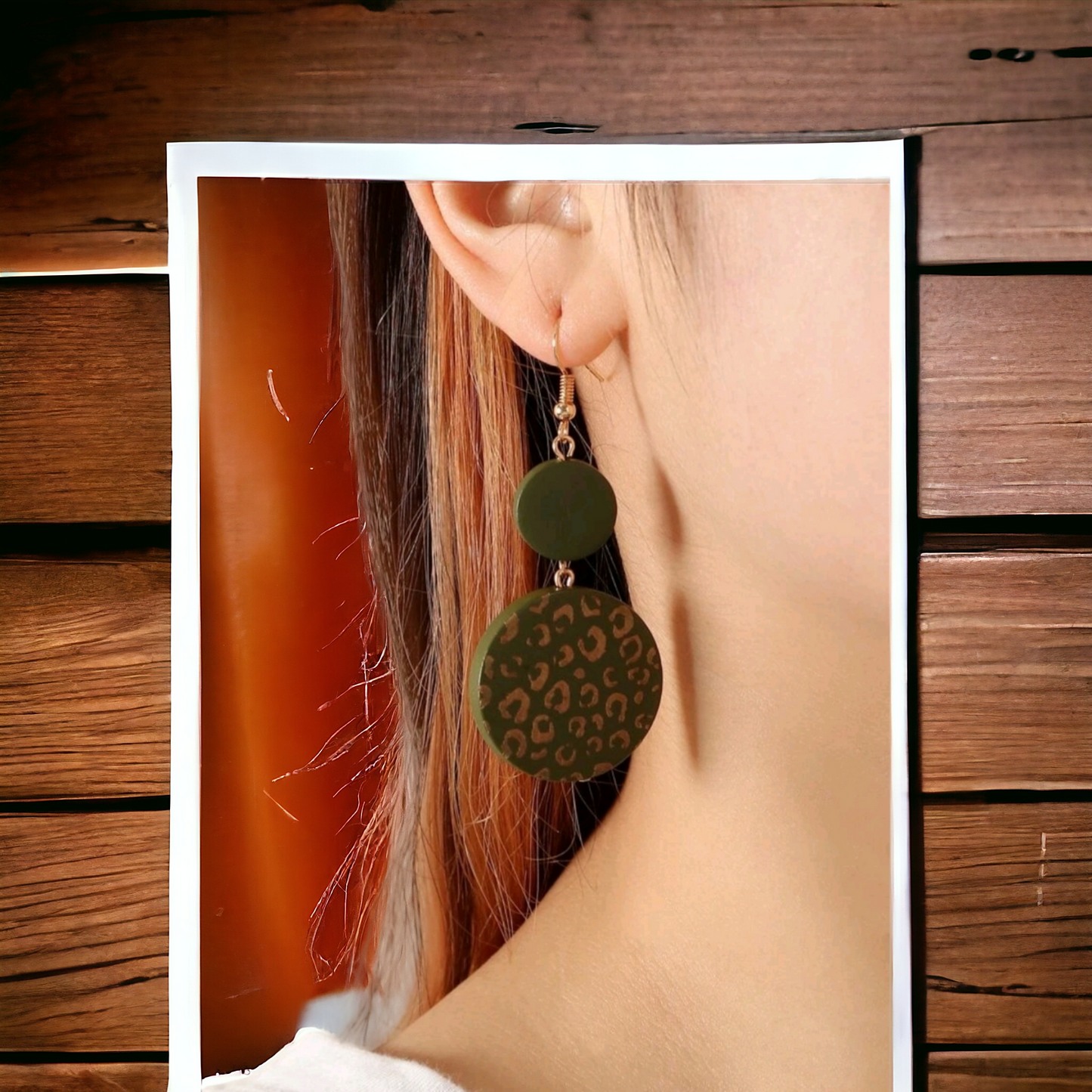 Paw prints earrings