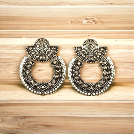 Texture Takeover - Brass earrings