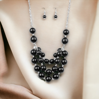 Miss Pop-YOU-larity - Black necklace