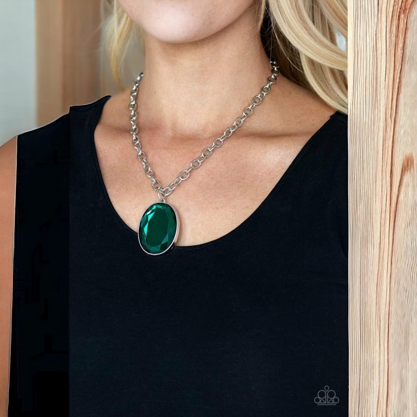 Green elegance necklace