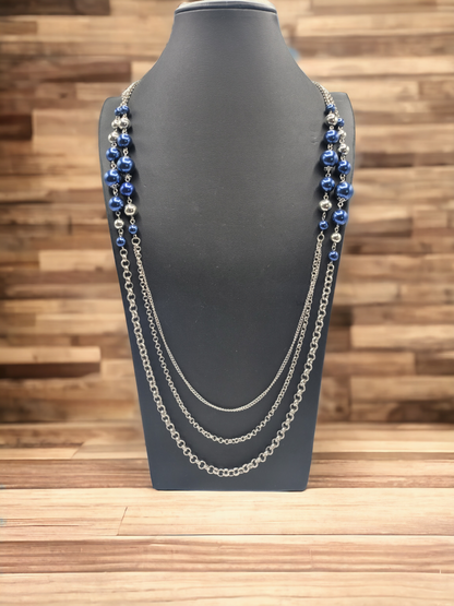 Blue royalties necklace