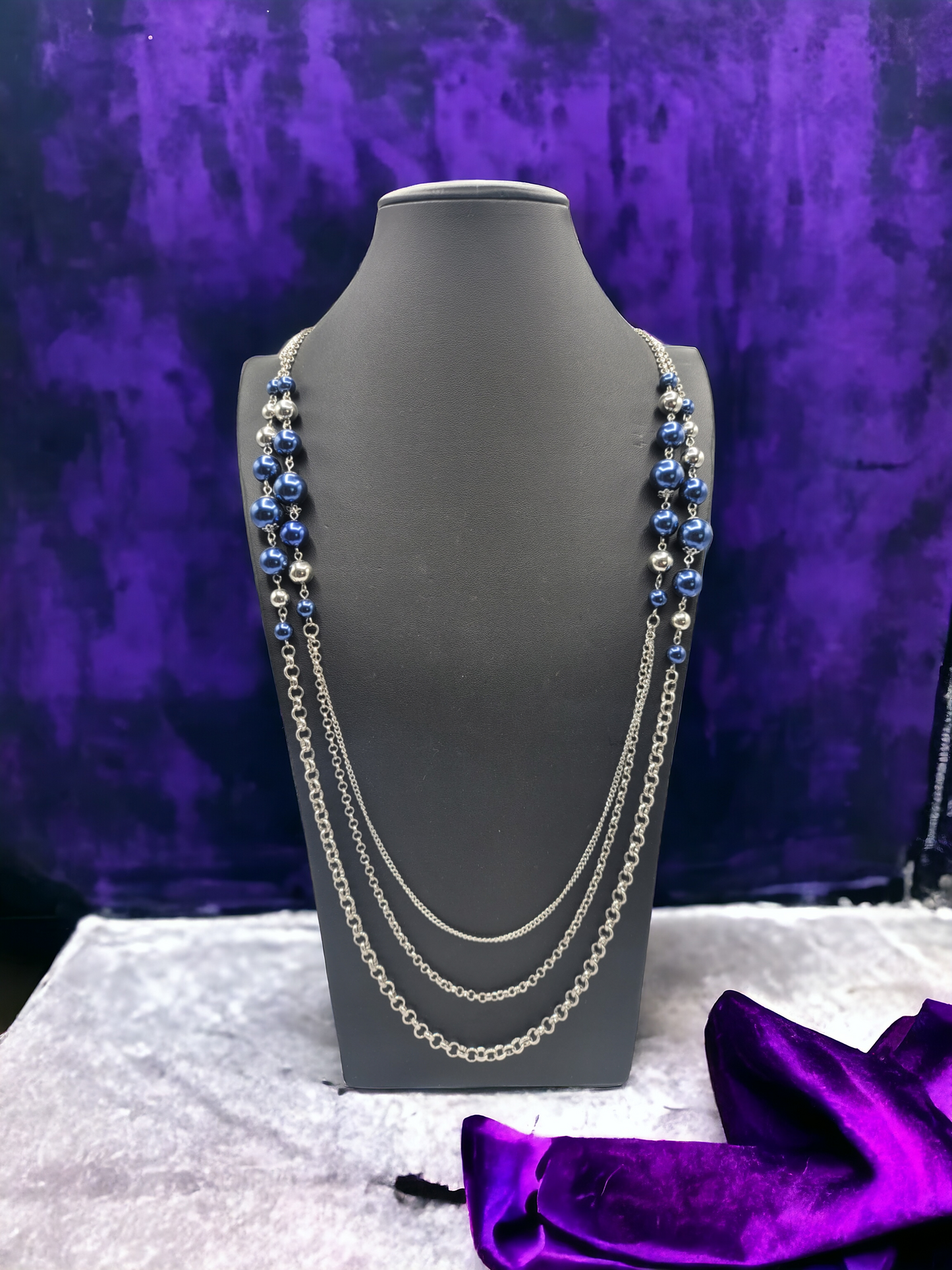 Blue royalties necklace