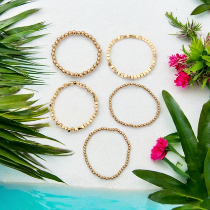 Golden trend bracelet set