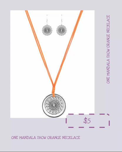 One Mandala show orange necklace